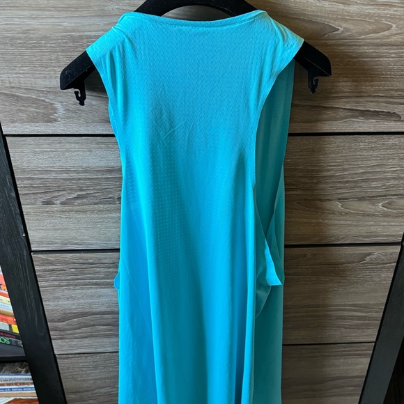 Lululemon Razor Back Tank - Picture 5 of 5